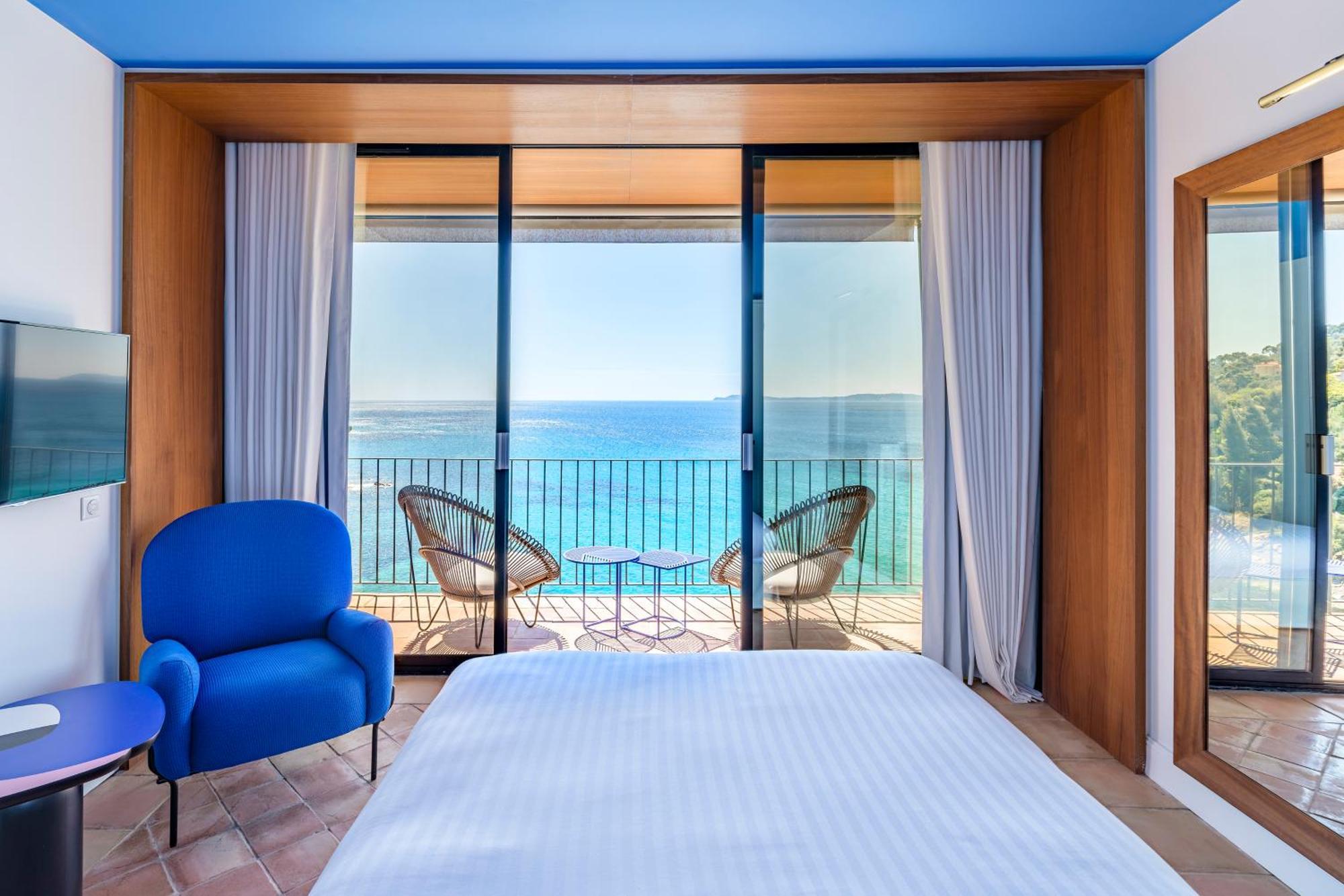 Club room 32 m² balcony Panoramic sea view,674058912:JPEG